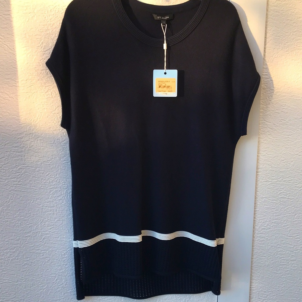 New St. John Knit Sleeveless Top.